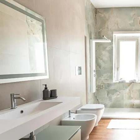 Casa Amore- Minimal Chic Apartment *